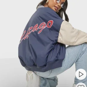 Varsity jacka