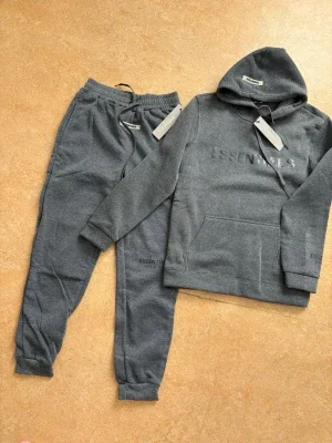 Essentials tracksuit