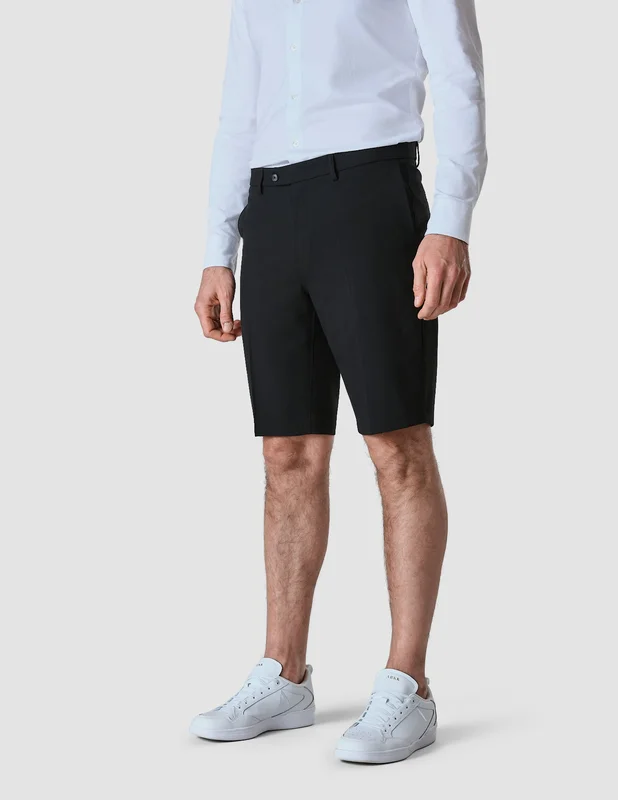 Shaping New Tomorrow - Essential Suit Shorts - Black - Herre - Størrelse 28/
