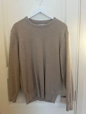 Beige stickad tröja från Zara Man