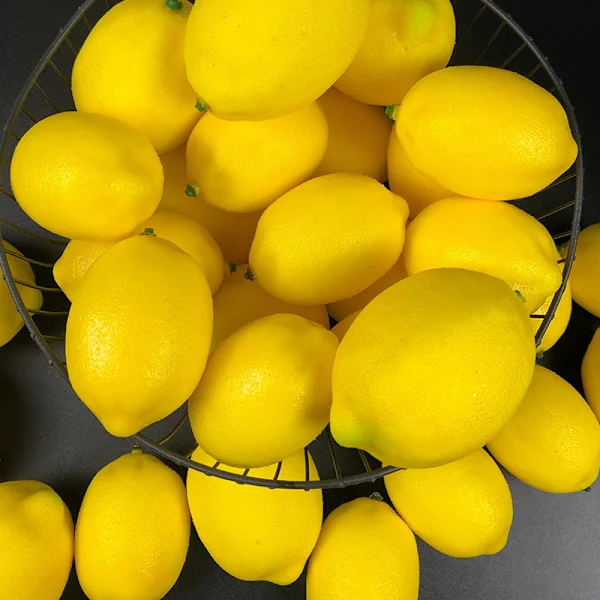 12 st konstgjorda citroner, simulerade frukter, realistiska falska citroner och limefrukter för heminredning, köksbord, dekoration, vasfyllmedel (12 