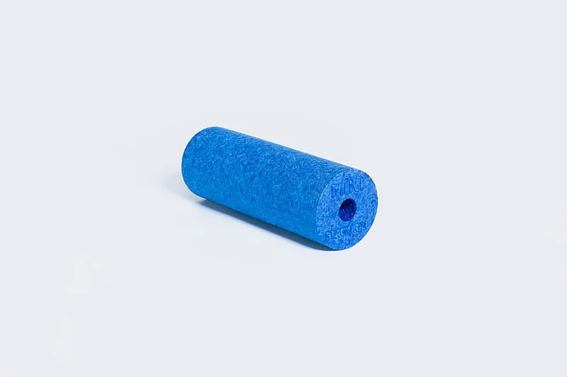 Spar 20% • Køb 2, BLACKROLL Mini Foam Roller Azur, Sport & Velvære, Massage, Massageruller