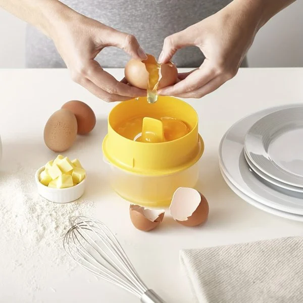 Large Capacity Egg Separator, Easy to Clean, Yolk and Egg White Sieve for Kitchen and Restaurant