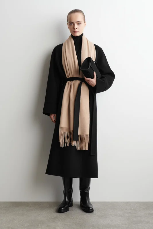 COS Women's Sciarpa In Lana Con Frange in Beige