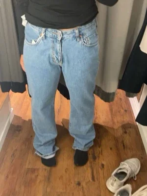 straight mid waist jeans, bikbok