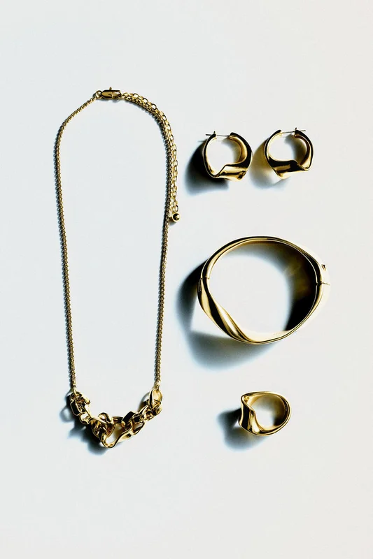 COS Women's Anillo Retorcido in Dorado