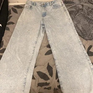Baggy jeans