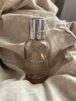 Molton Brown Suede Orris Hair Mist