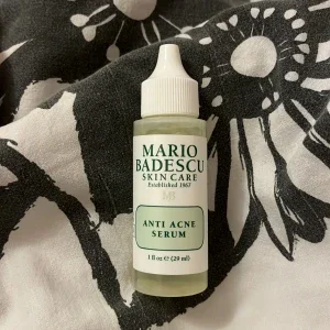 Anti Acne Serum från Mario Badescu