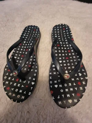 Svarta flip-flops Tommy Hilfiger