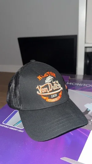 Svart Von Dutch keps