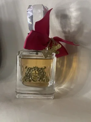Juicy Couture parfym med rosa rosett
