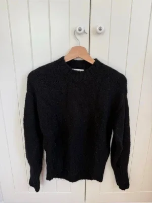 Stickad tröja cos