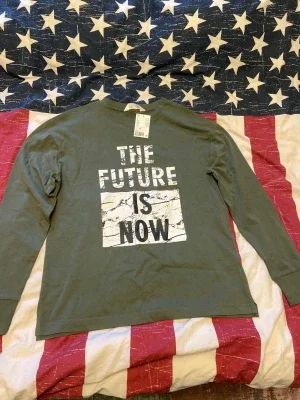 Grön långärmad tröja H&M "The Future Is Now"