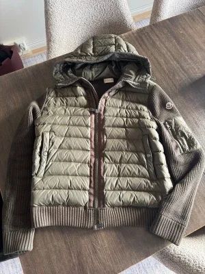 Moncler cardigan mörkgrön