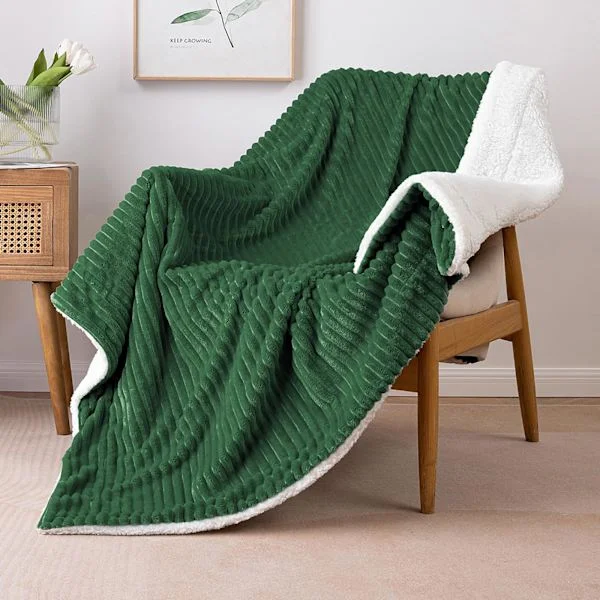 Mysig filt, tjock filt, lammskinnfilt, sängfilt, randig fluffig mjuk filt, sofföverdrag, sofffilt för säng, soffa, vardagsrum grön
