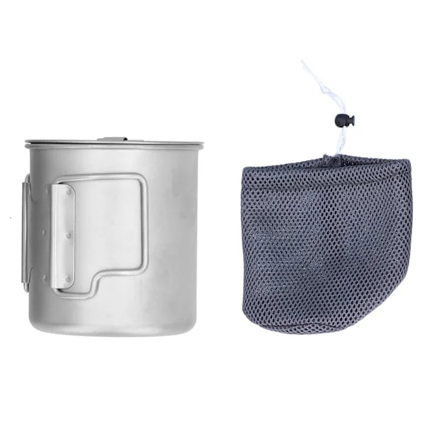 Utomhusdrickskopp med Vikbart Handtag Titanmugg med Lock för Camping Matlagning 450ML