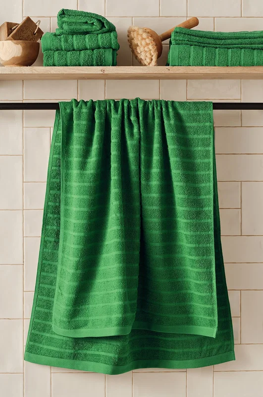 &Home - Badehåndklæde Day 70x140 cm - Grøn - Badelagener - 70X140 - Fra Homeroom