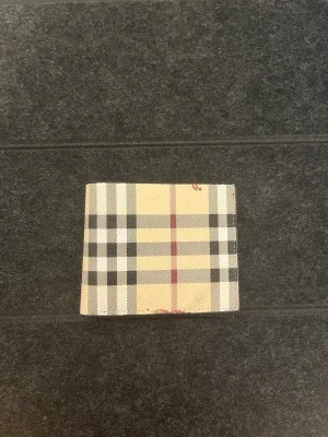 Wallet Burberry Nova Check Bi-Fold
