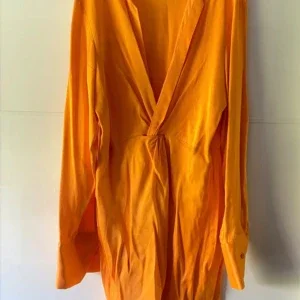 Orange klänning från Zara