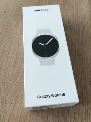 Samsung Galaxy Watch8 silver smartklocka