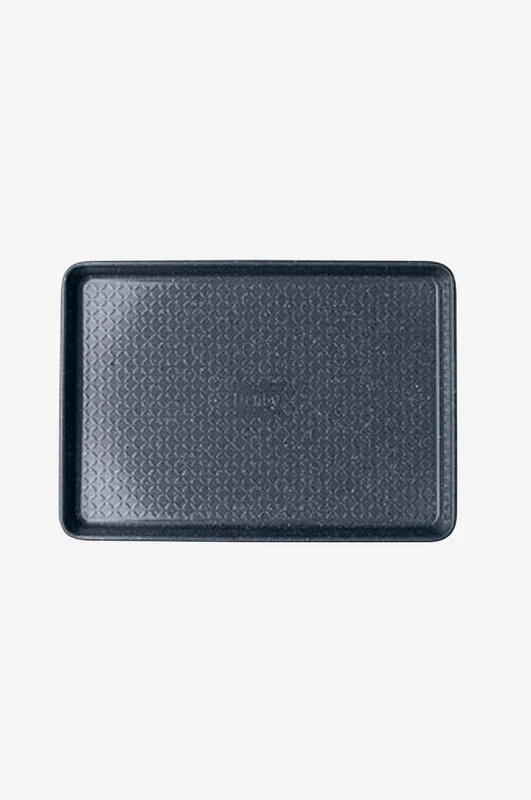 Denby - Bakplåt Denby Quantanium Finish liten - Grå - Köksredskap - Från Homeroom