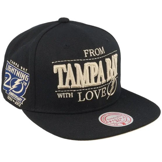 Mitchell & Ness - NHL Black snapback Czapka Z Daszkiem - Tampa Bay Lightning With Love Black Snapback @ Hatstore