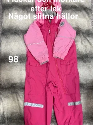 Rosa skaloverall Polarn O. Pyret stl 98