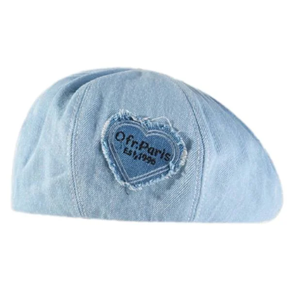 Denim Beret Cabbie Hat med metall sjarm Malerhatt Beret Baker Boy Hat for gatevandring Denim motehatt rekvisitter Kjærlighet lyseblå