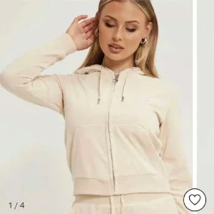 Beige juicy couture jacka