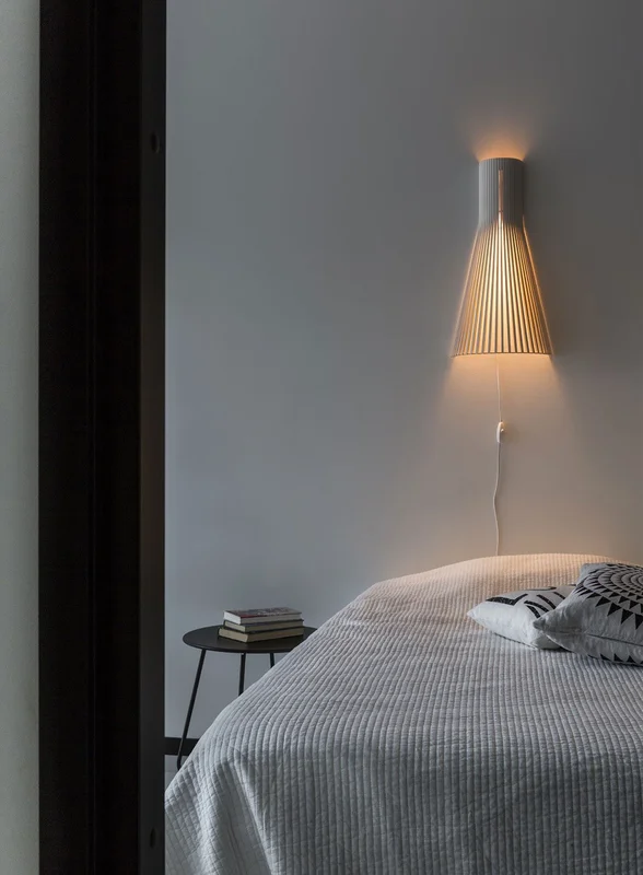 Secto Design Secto 4230 vegglampe H60 - hvit