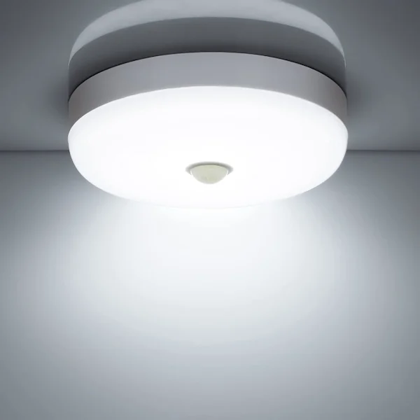 LED taklampe med bevegelsessensor 18W 1500LM 6500K Kaldhvit IP56 Vanntett rund LED-lampe for tak utendørs innendørs trapp bad garasje-XF3-