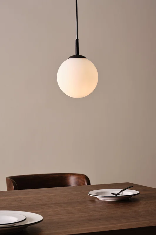 Jotex - EKMAN Lampe am Fenster Mattschwarz/opal - Kaufe Fensterlampen bei Jotex