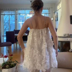 Midsommar och student klänning