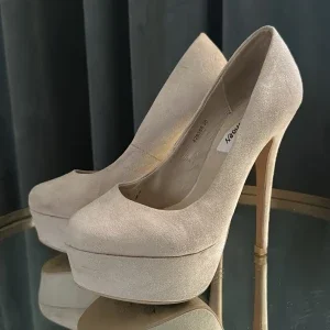 Nelly Beige stilettklackar