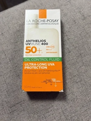 La Roche-Posay Anthelios UVmune 400 SPF50+