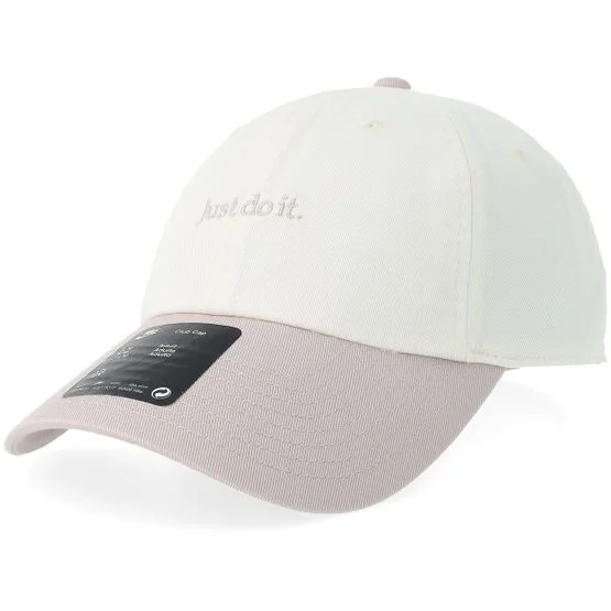 Nike - Blanc unconstructed Casquette - Kids Club Just Do It Sail/Particle Rose/White Dad Cap @ Hatstore