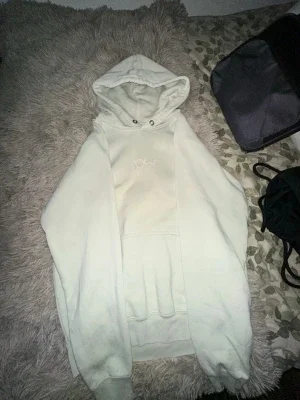 Vit hoodie från Polar Skate Co