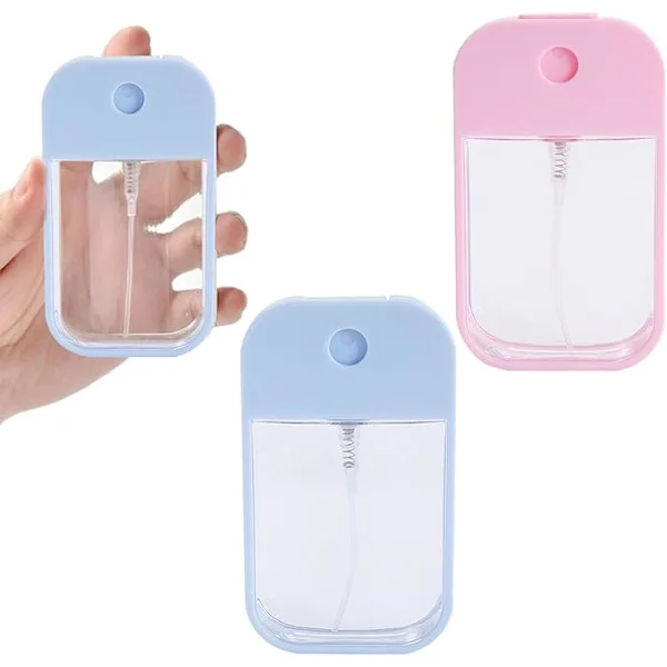 Små sprayflasker (2-pak) — 45 ml mini sprayflasker til håndsprit, parfume, kosmetik og produkter til personlig pleje — Genanvendelige (blå, pink)