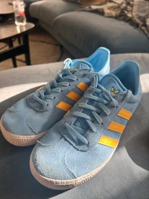 Adidas Gazelle blå/gula sneakers 38