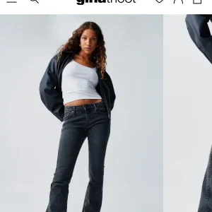 Lågmidjade bootcut jeans