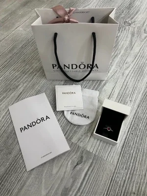 Pandora ring