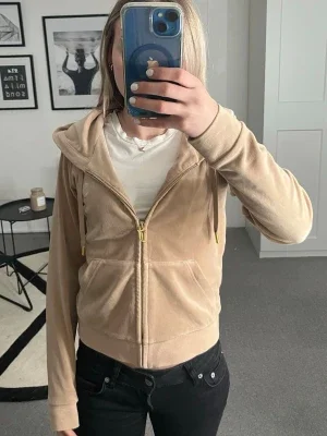 Beige Juicy Couture