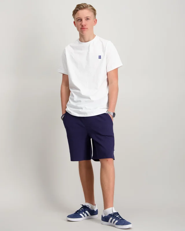 Zeke Essential Logo Tag Sweat Shorts Blå Shorts Kille - Kids Brand Store