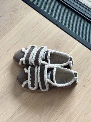 INUIKII Dark Brown Sneakers