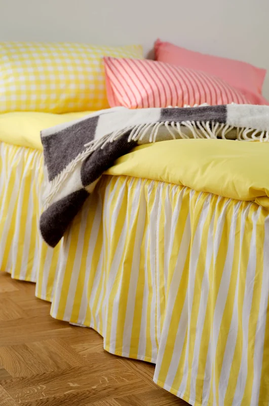 Jotex - Geplooide Bedsprei Lichtgeel/wit Lichtgeel/wit - KAYO - Koop Bedrokken bij Jotex