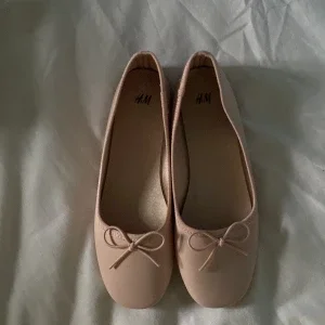 Rosa ballerinaskor