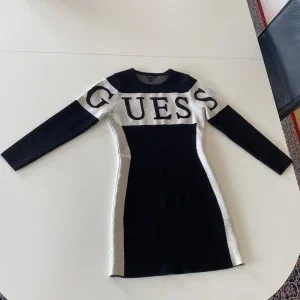Guess tjock klänning