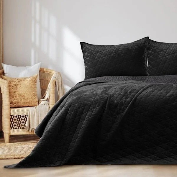 Laila överkast 220x240 cm svart dubbelsidig quiltad sammet 100% polyester