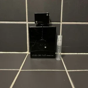Club de nuit intense man 3 ml sample